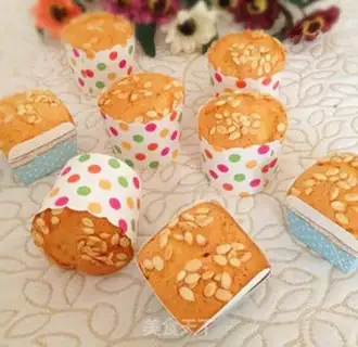 Make SpongeBob cake step 13