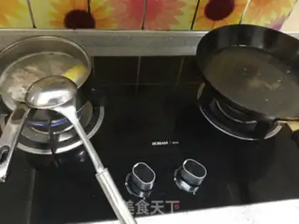 Make Red rib noodles step 5