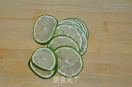 Make Lemon tea step 1