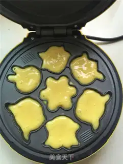 Make Fresh lemon cake step 3