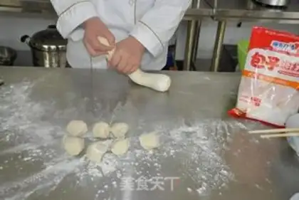 Make Crystal bun step 12