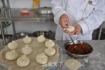 Make Crystal bun step 14