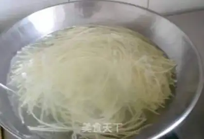 Make New hot dry noodles step 7