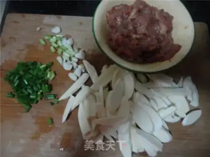 Make White fried meat step 0