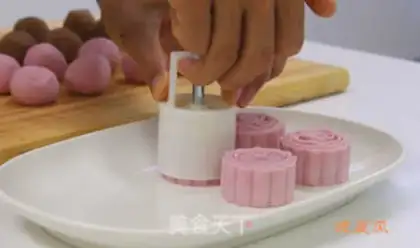 Make ♪ Chestnut ice cream mooncake ♪ step 8