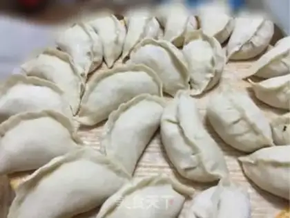 Make Shantung gravy bun step 1