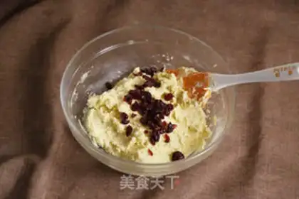 Make Cranberry cookies step 7