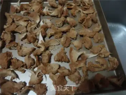 Make Monkey mushroom powder step 3