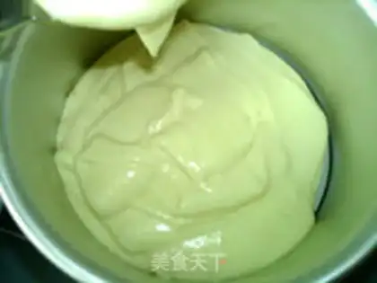 Make Red-curricular marble cake step 15