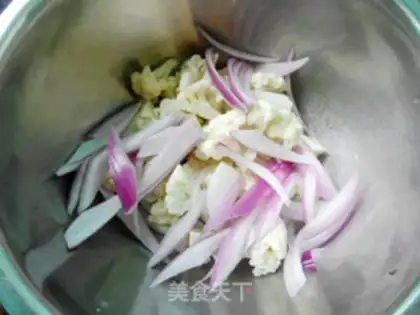 Make Spicy pot step 3