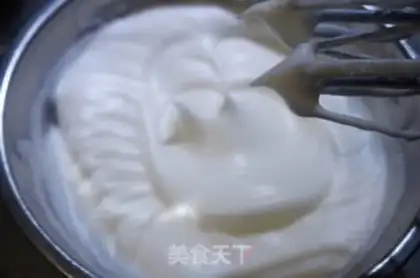 Make Red velvet on a roll step 9