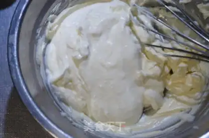 Make Red velvet on a roll step 18