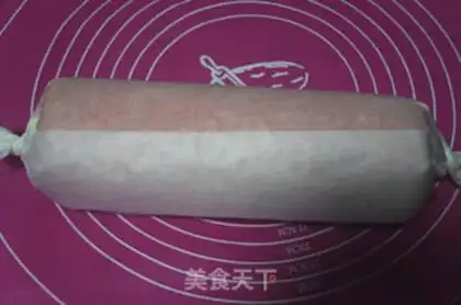 Make Red velvet on a roll step 21
