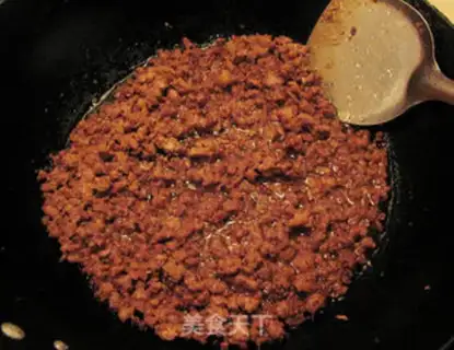 Make Pork gravy bun step 1