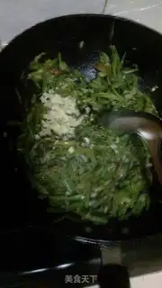 Make Garlic beans step 5
