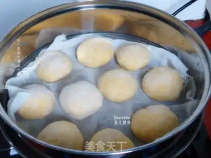 Make Pumpkin buns step 4
