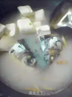 Make Tofu fish head soup step 4