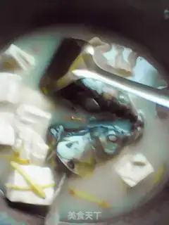 Make Tofu fish head soup step 5