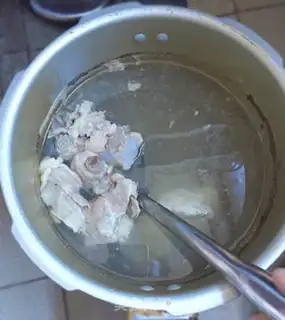 Make The battle chickens in the tacos step 4