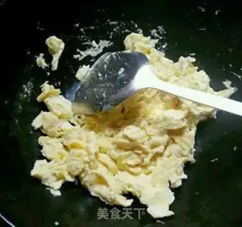 Make Hot noodle bun step 1