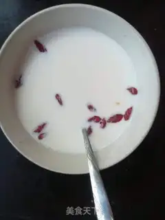 Make Egg milk oatmeal step 3