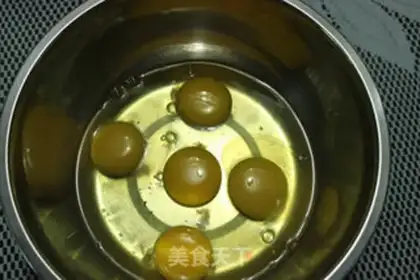 Make Spongecake with no oil and low sugar step 0