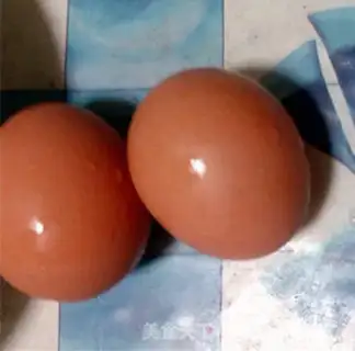 Make Eggs and onions step 2