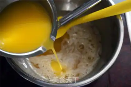 Make Handmade egg rolls step 3