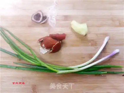 Make Potato button meat step 1