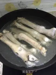 Make Spicy goat hoof step 2