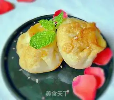Make Hot noodle bun step 17