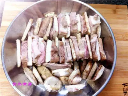 Make Potato button meat step 11