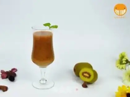 Make The cocktail is eccentric step 3