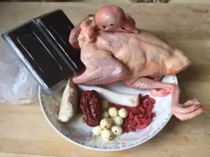 Make Pork pigeons make soup step 0