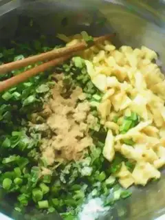 Make Scrambled egg omelet step 5