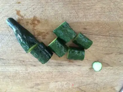 Make A cucumber puzzle step 1
