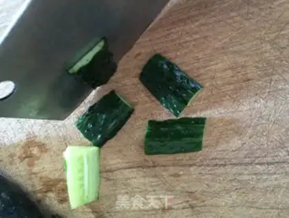 Make A cucumber puzzle step 2