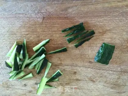 Make A cucumber puzzle step 3