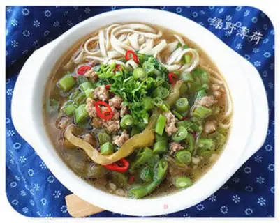 Make Bean-fruit noodles step 8