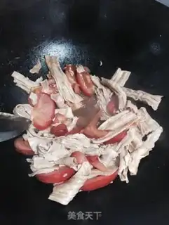 Make Tomato eggs step 4