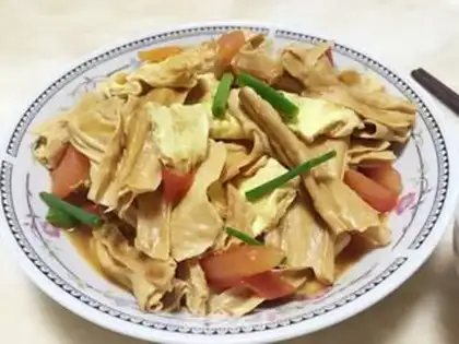 Make Tomato eggs step 5