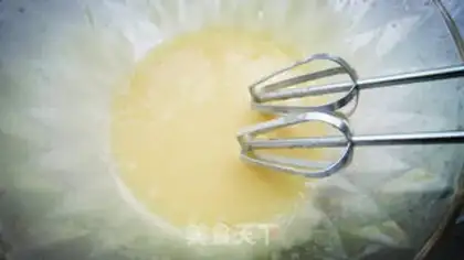 Make Onion hoof crackers step 1