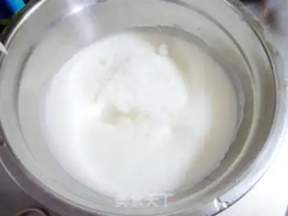 Make Pink pig cake step 9