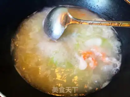 Make Pork shrimp soup step 4