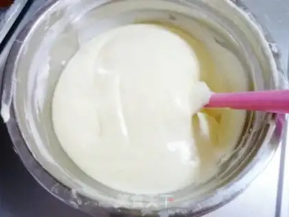 Make Pink pig cake step 14