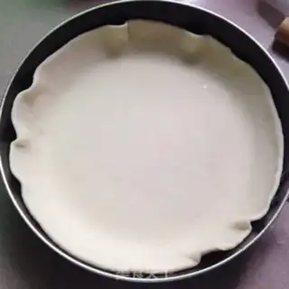 Make Chissy Seafood Pizza step 3