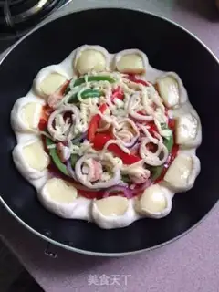 Make Chissy Seafood Pizza step 10