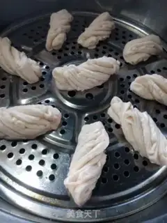 Make Small roll step 11