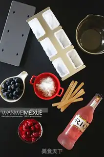 Make Peachberry fruit popsicles step 0