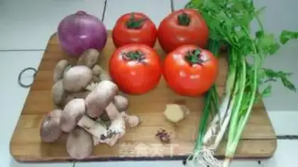 Make Tomato oxen soup step 2